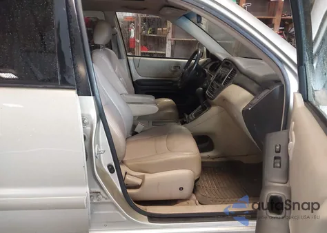 2003 Toyota Highlander V6 from USA, damaged, VIN JTEGF21A730097259